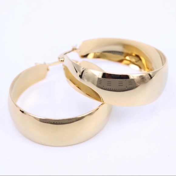 NEW 18K Yellow Gold 2” Round Chunky Hoop Earrings - Picture 2 of 5